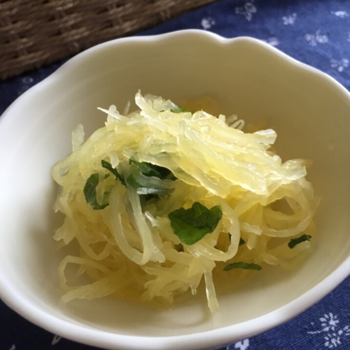 そうめんかぼちゃと青じそのすし酢和え